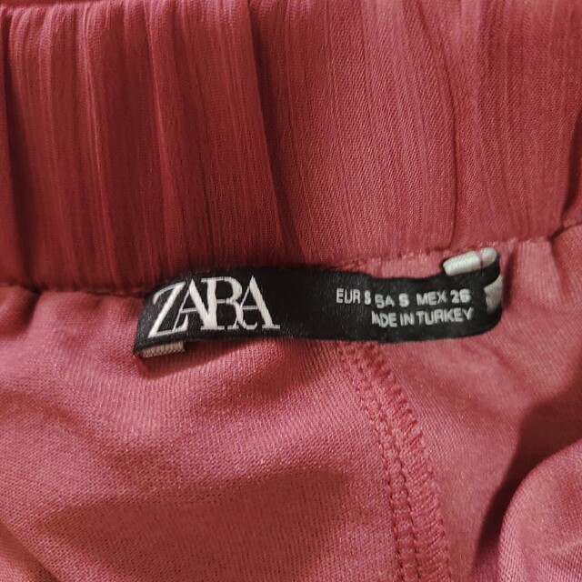 ZARA(ザラ)のZARA　プリーツスカート　ロング　ワインレッド レディースのスカート(ロングスカート)の商品写真