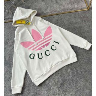 Gucci - Gucci ♡ スパンコール ロゴパーカーの通販 by るる|グッチ ...