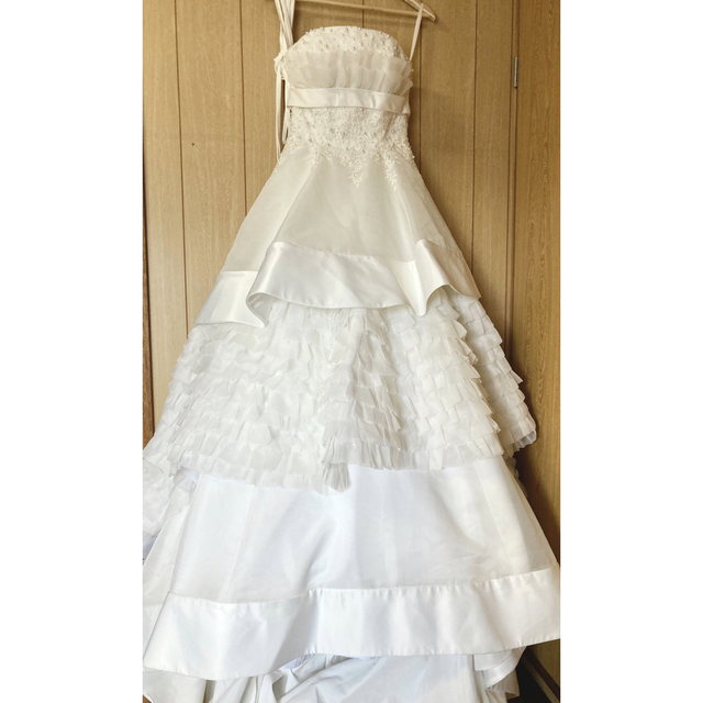 ISAMU MORITA　ウェディングドレス　ブライダル　イサムモリタ　ドレス レディースのフォーマル/ドレス(ウェディングドレス)の商品写真