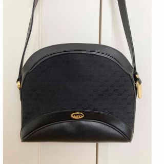 グッチ(Gucci)の【希少美品】オールドグッチ　筆記体ロゴ　ショルダーバッグ(ショルダーバッグ)