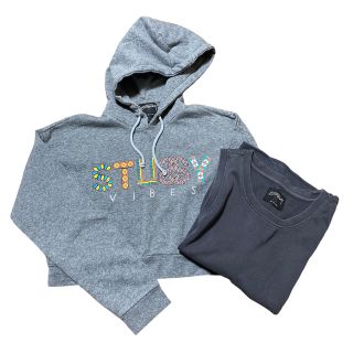 ステューシー(STUSSY)の今週限定値下 2点セット STUSSY ステューシー レディース フーディー M(パーカー)