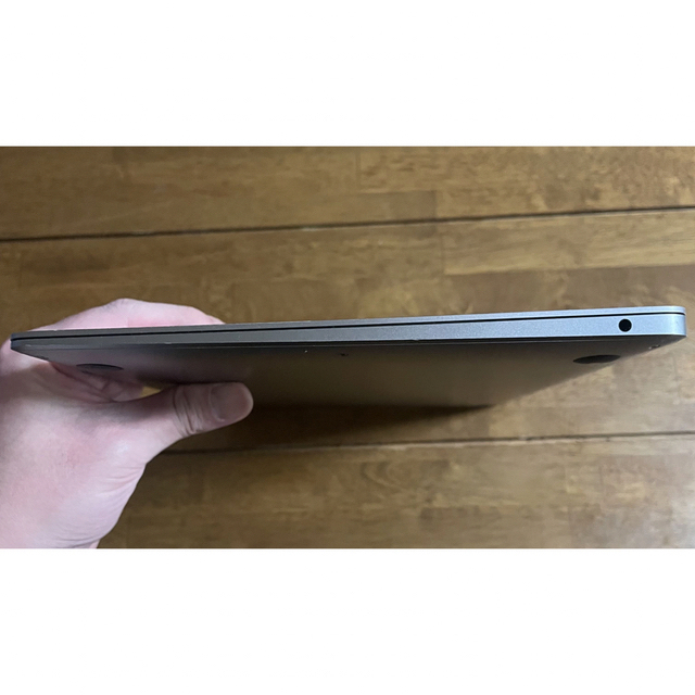 MacBook Air (Retina, 13-inch, 2018) 4