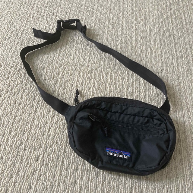 patagonia(パタゴニア)の中古　パタゴニアULTRALIGHT BLACK  ヒップバッグ49447 レディースのバッグ(ボディバッグ/ウエストポーチ)の商品写真