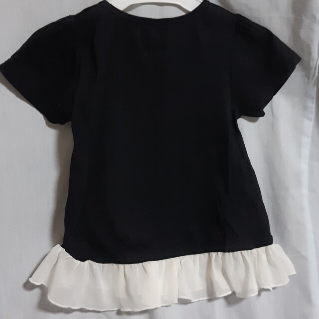 猫&リボン 女児フリル付きシャツ 120cm キッズ/ベビー/マタニティのキッズ服女の子用(90cm~)(Tシャツ/カットソー)の商品写真