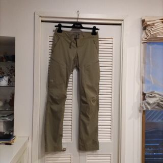 アークテリクス(ARC'TERYX)のARCTERYX トレッキング 登山 パンツ  軽量 レディース(ワークパンツ/カーゴパンツ)