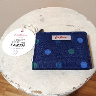 キャスキッドソン(Cath Kidston)のキャス・キッドソン　二つ折り財布　新品未使用(財布)