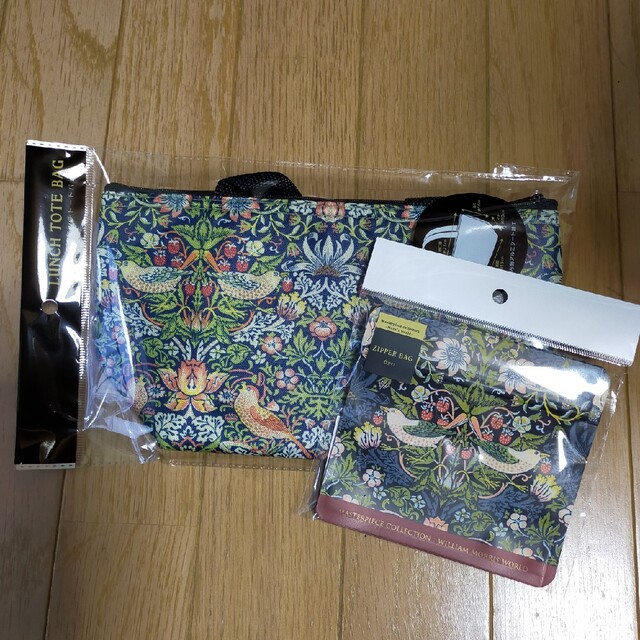 Seria(セリア)のウィリアムモリス　ランチバッグ&A7ジップバック ハンドメイドのファッション小物(バッグ)の商品写真