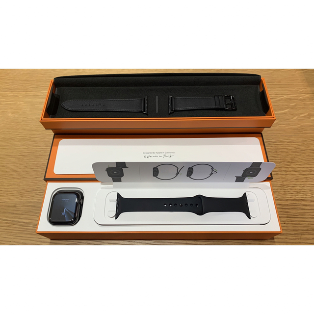 Apple Watch(アップルウォッチ)のみんすく様専用 Apple Watch Hermes5 44mm 黒ステンレス  メンズの時計(腕時計(デジタル))の商品写真