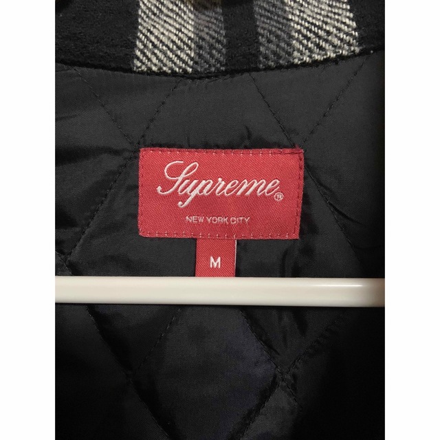 Supreme(シュプリーム)の専用Supreme Arc Logo Quilted Flannel Shirt メンズのトップス(シャツ)の商品写真