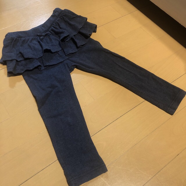 UNIQLO(ユニクロ)のUNIQLO  90  スカッツ キッズ/ベビー/マタニティのキッズ服女の子用(90cm~)(パンツ/スパッツ)の商品写真