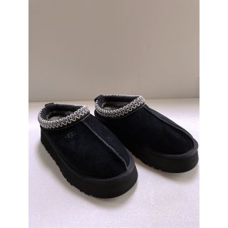 アグ(UGG)のUGG (TAZZ)(スリッポン/モカシン)