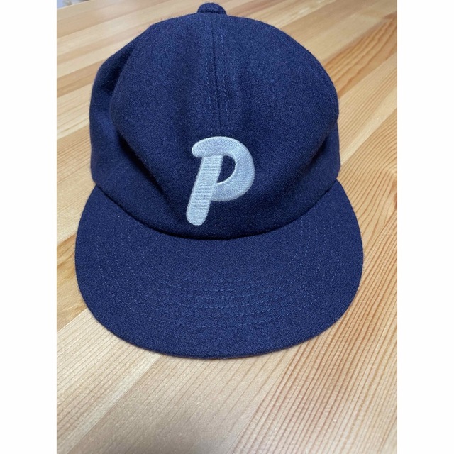 キャップ　p文字 メンズの帽子(キャップ)の商品写真
