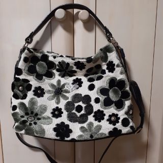 シンクビー 花柄の通販 300点以上 | Think Bee!を買うならラクマ