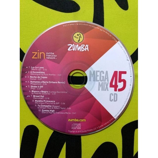 Zumba(ズンバ)のZUMBA ズンバ MEGAMIX45 CD インストラクター専用 エンタメ/ホビーのCD(ポップス/ロック(洋楽))の商品写真