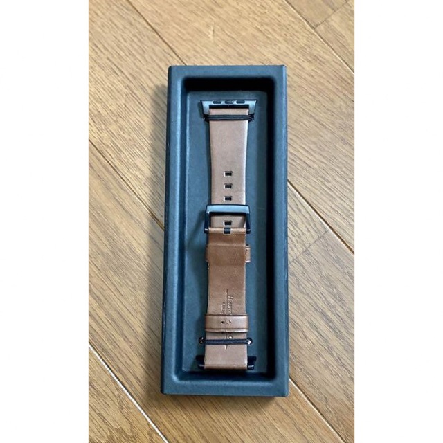 Apple Watch(アップルウォッチ)の専用 新品同様 NOMAD ノマド モダンストラップ ブラウン アップルウォッチ メンズの時計(腕時計(デジタル))の商品写真