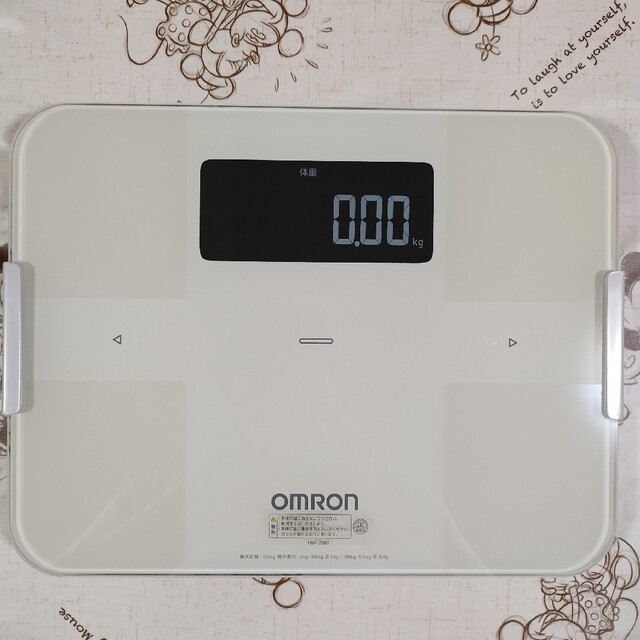 OMRON(オムロン)のオムロン OMRON 体重体組成計 HBF-256T-W カラダスキャン　白 スマホ/家電/カメラの美容/健康(体重計/体脂肪計)の商品写真