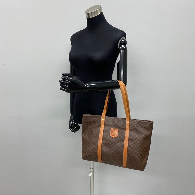 celine - 美品 CELINE セリーヌ ヴィンテージ マカダム ブラゾン トリオンフ ロゴ 柄 レザー トートバッグ ハンドバッグ ブラウン 14215の通販 by Trip Used Vintage|セリーヌならラクマ