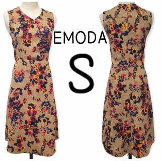 エモダ(EMODA)の美品✨エモダ　EMODA 花柄ワンピース　細見え(ひざ丈ワンピース)