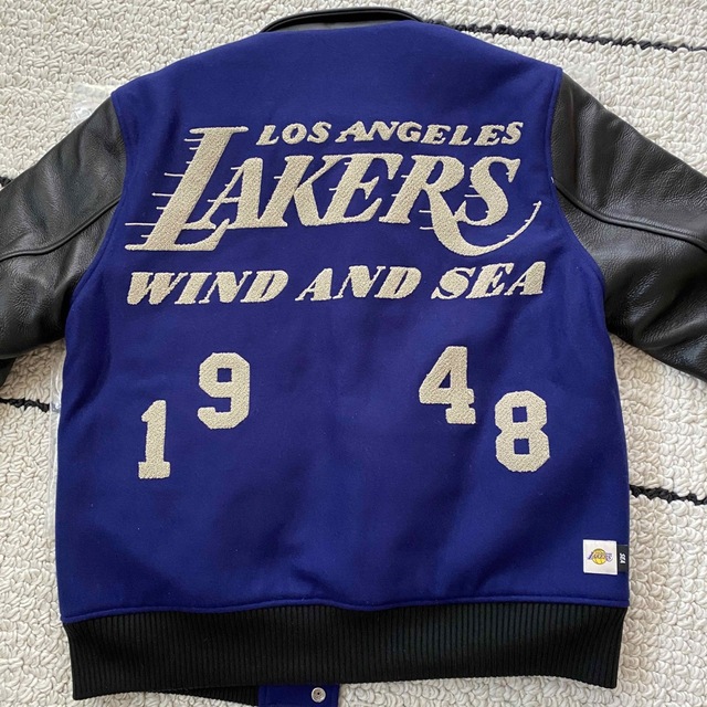 【新品未使用】WINDANDSEA NBAスタジャン size M レイカーズ