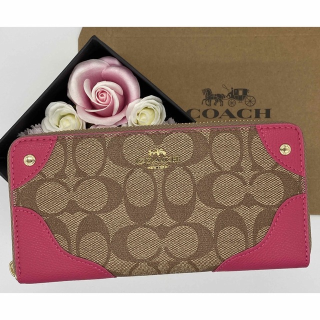 レディースコーチ coach ジッピーウォレット シグネチャー　ピンク　長財布　18