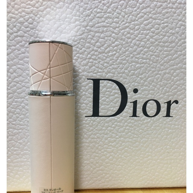 Christian Dior(クリスチャンディオール)のミスディオール トラベルセット ブルーミングブーケ　アトマイザー 新品未使用 コスメ/美容の香水(香水(女性用))の商品写真