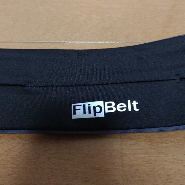 FlipBelt　フリップベルト 　Lサイズ　ブラック スポーツ/アウトドアのランニング(その他)の商品写真