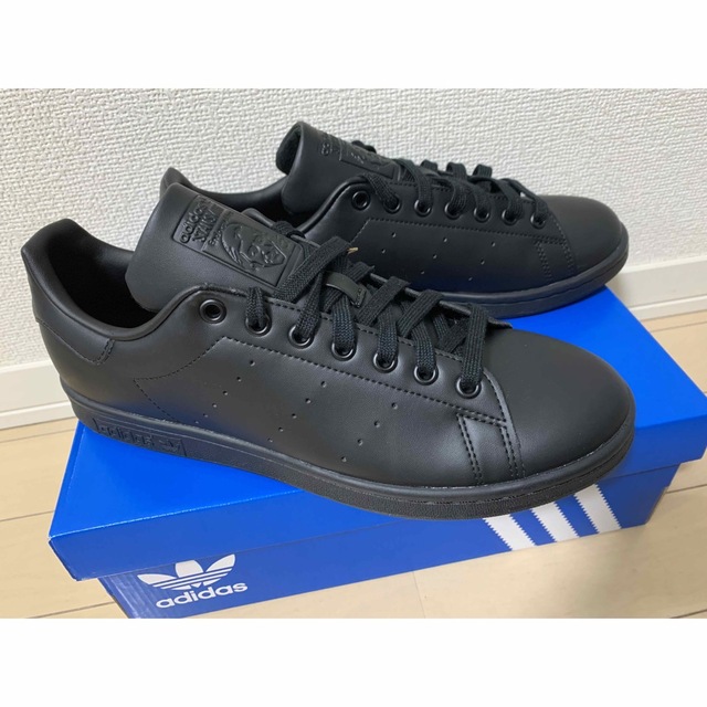 【新品】adidasスタンスミス 黒 27.0cm◆ブラック◆FX5499スニーカー