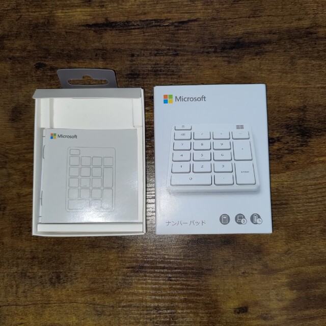 Microsoft(マイクロソフト)のMicrosoft テンキー NUMBER PAD GLACIER スマホ/家電/カメラのPC/タブレット(PC周辺機器)の商品写真