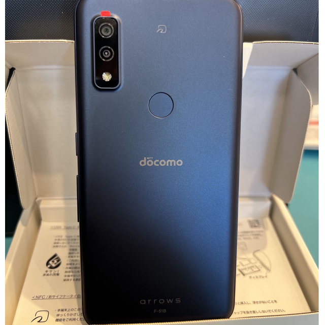 arrows We ネイビー 64GB 春夏新作モデル 68.0%OFF eticasolar.com.br