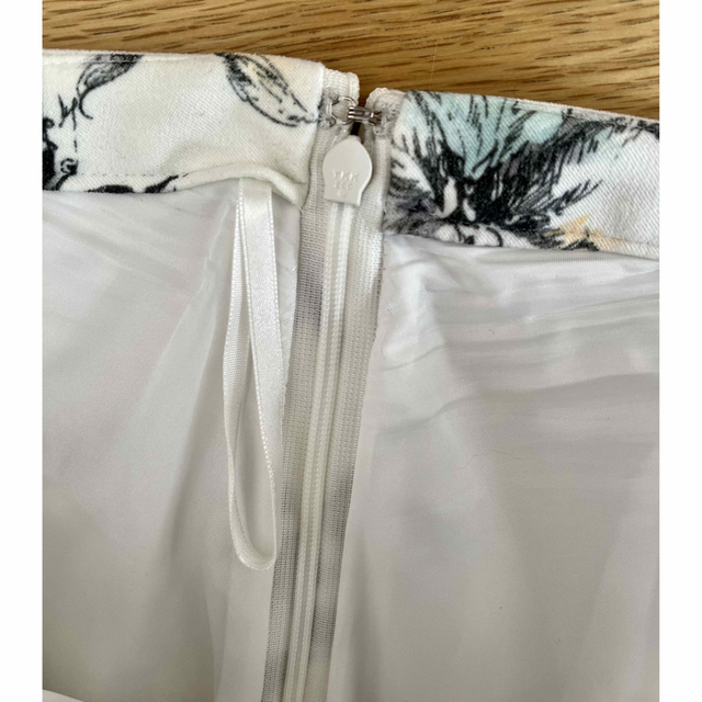 JUSGLITTY(ジャスグリッティー)のJUSGLITTY フレアスカート レディースのスカート(ひざ丈スカート)の商品写真
