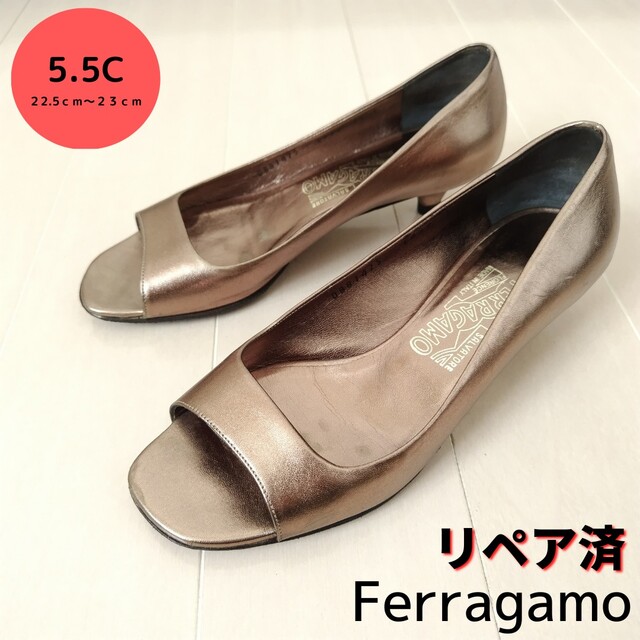 Salvatore Ferragamo(サルヴァトーレフェラガモ)のフェラガモ【Ferragamo】オープントゥパンプス 金 22.5-23㎝ レディースの靴/シューズ(ハイヒール/パンプス)の商品写真