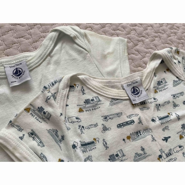 PETIT BATEAU(プチバトー)のpetit bateauの肌着ロンパース2枚セット 70 キッズ/ベビー/マタニティのベビー服(~85cm)(ロンパース)の商品写真