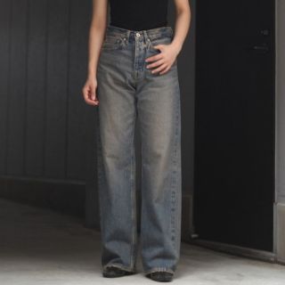 オーラリー(AURALEE)のDAIRIKU "Straight" Denim Pants Indigo(デニム/ジーンズ)