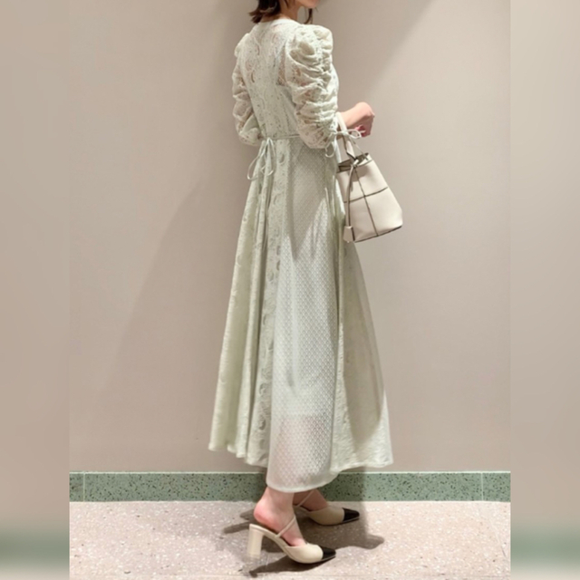 SNIDEL - ♡ 完売品新品タグ付き♪snidel パネルレースワンピース MINT ...