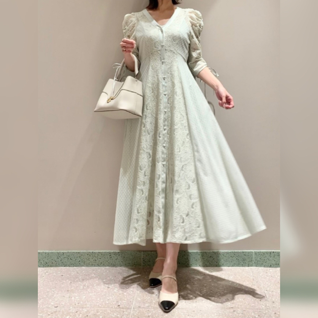 SNIDEL - ♡ 完売品新品タグ付き♪snidel パネルレースワンピース MINT ...