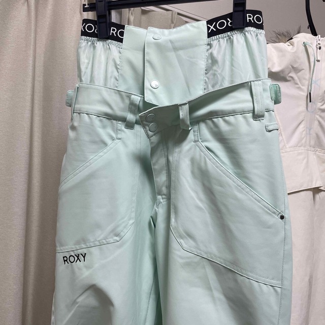 Roxy(ロキシー)のroxy スノボウェア スポーツ/アウトドアのスノーボード(ウエア/装備)の商品写真