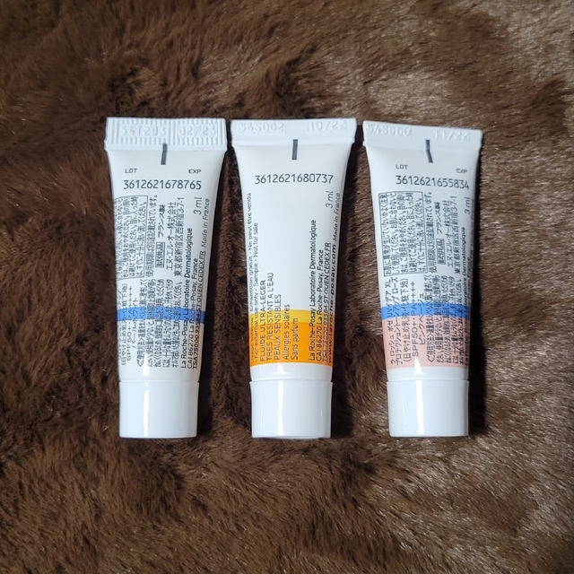 LA ROCHE-POSAY(ラロッシュポゼ)のラロッシュポゼ　試供品３点 コスメ/美容のキット/セット(サンプル/トライアルキット)の商品写真