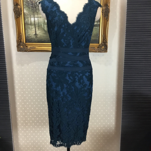 TADASHI SHOJI(タダシショウジ)の新品☆TADASHI SHIJO サイズ2 紺色　(TADA18) レディースのワンピース(ひざ丈ワンピース)の商品写真