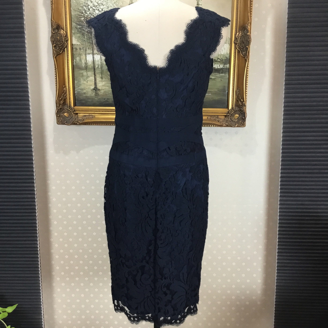 TADASHI SHOJI(タダシショウジ)の新品☆TADASHI SHIJO サイズ2 紺色　(TADA18) レディースのワンピース(ひざ丈ワンピース)の商品写真