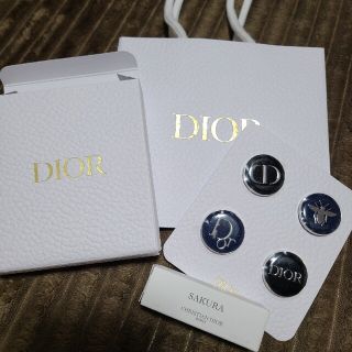 ディオール(Dior)の【非売品】DIOR│ノベルティ│ピンバッジ│香水│新品未使用(香水(女性用))