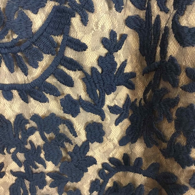 TADASHI SHOJI(タダシショウジ)の新品タグ付け☆ TADASHI SHIJO サイズ4P (TADA22) レディースのワンピース(ひざ丈ワンピース)の商品写真