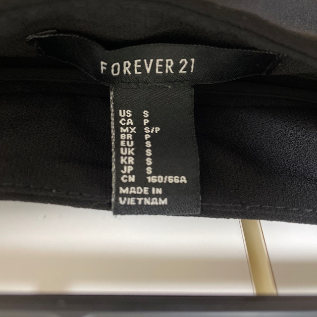 FOREVER 21(フォーエバートゥエンティーワン)のスカート レディースのスカート(ミニスカート)の商品写真