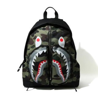 A BATHING APE - A BATHING APE 1ST CAMO SHARK DAY PACKの通販 by