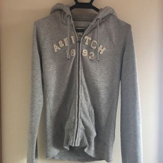 アバクロンビーアンドフィッチ(Abercrombie&Fitch)のAbercrombie &Fitch レディースパーカー(パーカー)