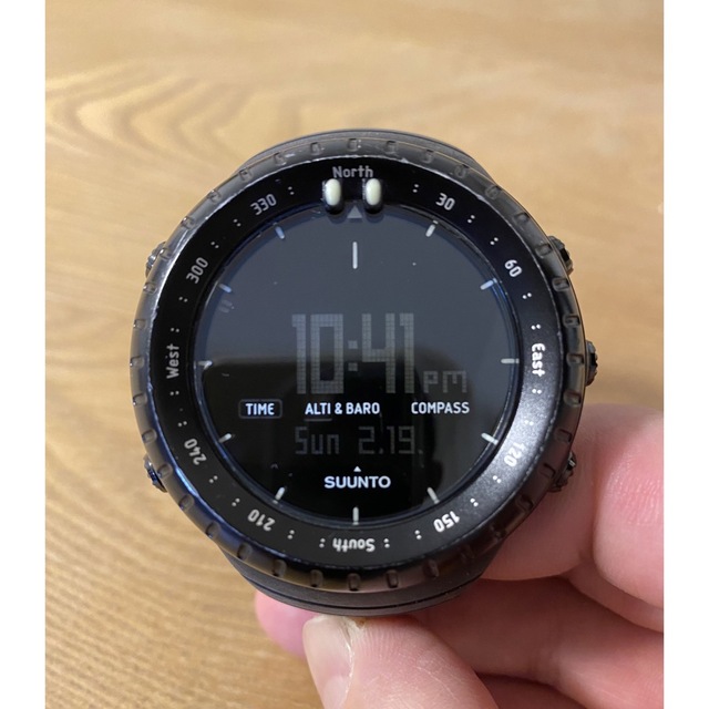 SUUNTO(スント)のスント　コア　オールブラック　腕時計 メンズの時計(腕時計(デジタル))の商品写真