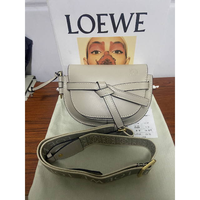 驚きの価格が実現! LOEWE - ロエベゲートバッグデュアルミニ(サンド