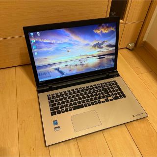 東芝 dynabook T67/TG 17.3インチ フルHD SSD