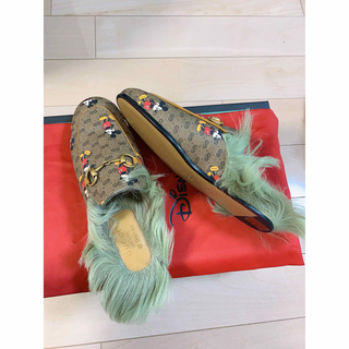 グッチ(Gucci)の新品 GUCCI ディズニー ミッキー プリンスタウン スリッパ 21.5cm(ローファー/革靴)
