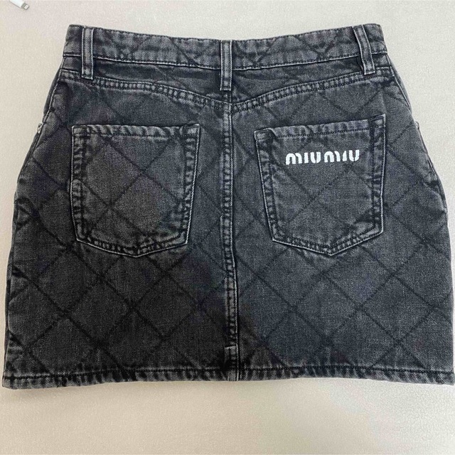 スカートmiumiu スカート