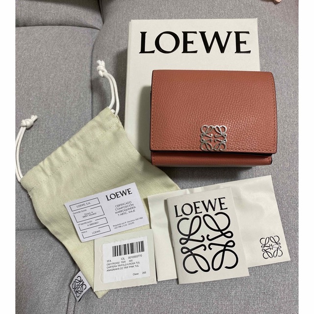 ☆LOEWE ロエベ☆ アナグラム　ピンクチューリップ